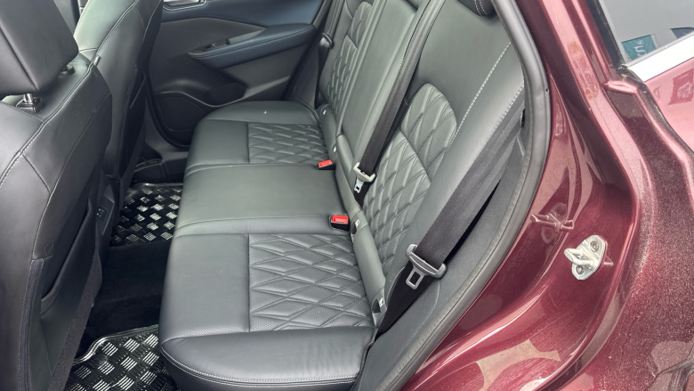 Nissan Qashqai 1.3 DiG-T MH 158 Tekna+ 5dr Xtronic Petrol Hatchback